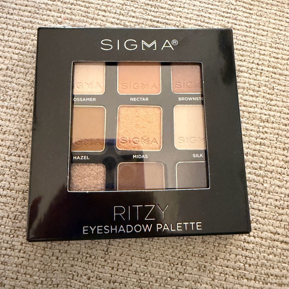 Sigma Beauty Ritzy Eyeshadow Palette - Gold and Brown Tones
